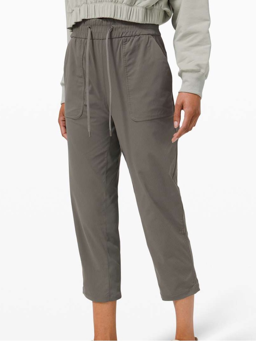 Lululemon Beyond the Studio Crop - Sz 6